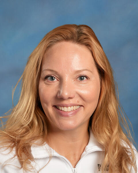 Image of Jennifer Hanson